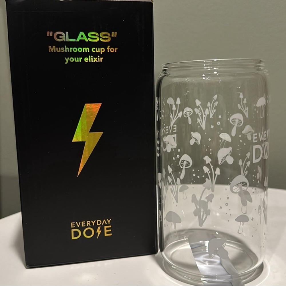 Everyday Dose Mushroom Glass New in Box